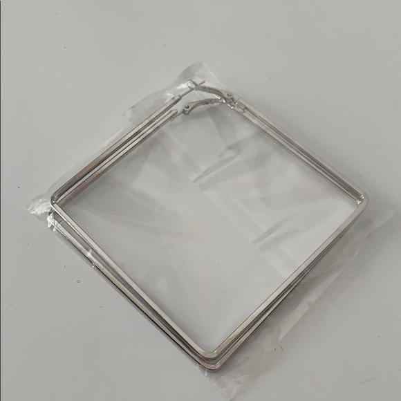 Square Hoops Earrings - Set of 4 - Packaged NWOT - Picture 3 of 7